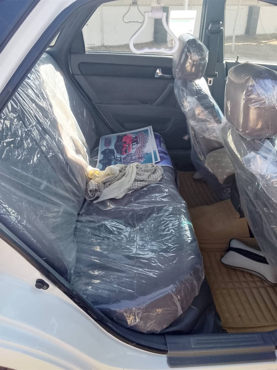 السلام عليكم اخوان
اوبترا موديل2009 خليجي بيه جاملغ فقطط والباقي كفاله حيل حلوه السياره حداديه خير من الله كير ومحرك بلايلون السعر 85$ وبيه مجال حك جيتك للاستفسار *********** 🤍
