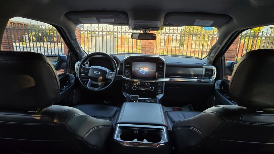 السلام عليكم
للبيع فورد F150 لاريات موديل 23 فول بدون بانو راما رقم اربيل بسمي تحويل مباشر مكينه 8 سلندر 5.0 وارد امريكي حادثهة باب خلفي ايرباك برده ماشيه 37 الف  المواصفات الاريات معروفه كشنات تبريد تدفئه دشبول دجتال رادارات اماميه وخلفية وجانبيه وتحديد مسار كشن خزن تشغيل عن بعد كشنات خلفية تدفئه فور ويل وسنكل ويل كامره دواره كير طرح كشنات كلهن كهرباء مودات قياده متعدده  سماعات بوس حساسات اماميه وخلفية ستيرن كهرباء مري شفط لايت فرار ويه الستيرن السياره كير مكينه حداديه دواخل حداديه كلشي بيهة مكفول عدا حادثهة وعلئ وضع الشركه للاستفسار *********** السعر 310 وبيهة مجال حك الجيه مكانهة كربلاء،
