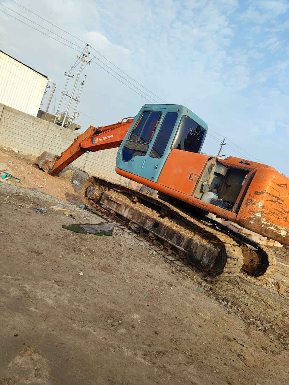 حفاره ثري للبيع موديل 96 رقم ذي قار بسمي تحويل اووكاله في البصره السعر 100 وبيه مجال ***********
