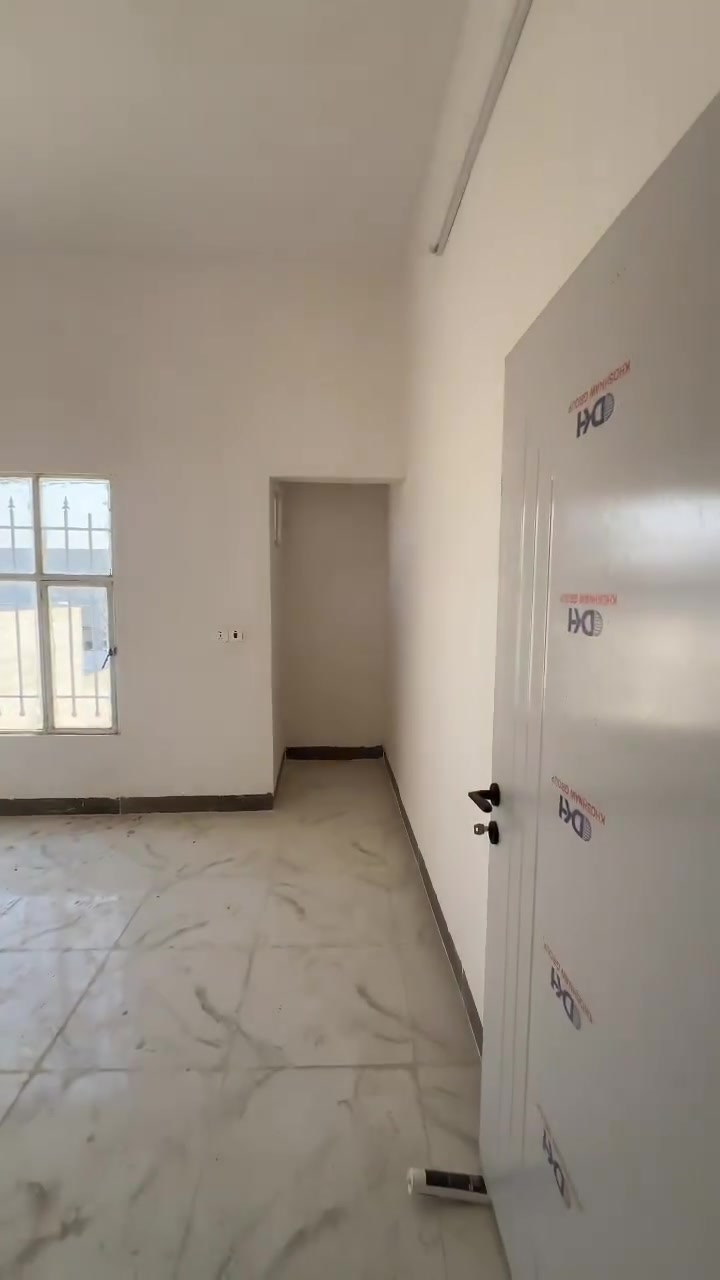 🏡 مشتمل طابق ثاني للإيجار 🏡

📍 كوباني - خلف الشارع العام

يتكون من:
✅ استقبال
✅ مطبخ
✅ غرفتي نوم
✅ مجمع صحيات

✨ موقع مميز وقريب من الخدمات
✨ مناسب للعوائل

📞 للاستفسار والاتصال:
***********
