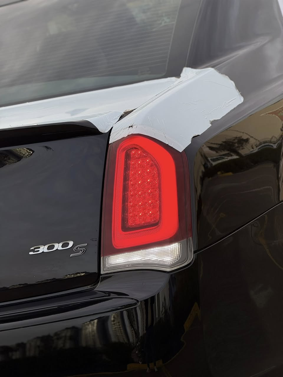 #كرايسر_اوباما_فىتة_S🪬
#حجم_3600__V __6__ #وارد_كندي🇨🇦
#فول_موصفات_بدون_بانورما_
#كفالة_عامة_صبغ_بارد_تعديل_حالوب_تبدل_بشرط

#كير_مكينه_حدادية__كهرباىيات_كلها_بشرط
#جديدة_كلش_سيارة_نظافة  100‎%‎1000

‏
#سعرها_248$$ #وبيها_مجال__موديل2018
#بصمتين_موجوادات_غراض_شركة_كلها_موجوده

#موقع_السيارة_بسلمانية📍
#الموصفات_
بصمة •تشغيل عن بعد •جلد حضن رياضي •كشن سايق كهرباىي 
 •سستم صوت كشن سكن كهرباىي •لد امامي •شفتات سترن
تدفى كشنات •صاجات بلاك •تحكم ستيرن •مانع انزلاق •
•مريات كهرباىية +مريات اتو قلابة •منفذ 220•ثلاجة •
ويل بلاك حجم رياضي •دشبول ليزري • مريايه عاكسه
•لايت كهربائية •لايت زنون عالي ناصي بلوجكتر LEd •
•تبريد منفصل شاشة نظام قيادة

الاستفسار ⬇️
#الاتصال__***********__***********
#حجي_وليد_الجنابي
