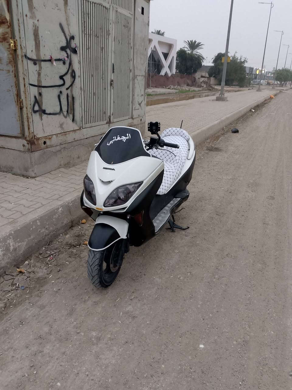 فورزه للبيع 08عميه مكاني ديالى بعقوبه السعر 900 للاستفسار الاتصال *********** الشراي بي خير ويدلل
