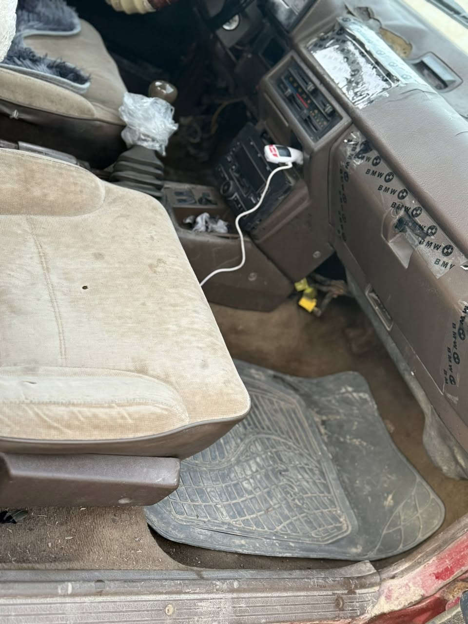 ئەم مازدایە بۆ فرۆشتن بە پارەی پاسکیلێکی شەحن 😱❤️‍🔥☎️
تێبینی لە خوارەوە دادەنێم
تکایە زانیاریەکان بخوێنەوە

☎️☎️☎️☎️☎️☎️
***********
***********
تەنها ٨ گەڵا بێ مەعامه لە
سەیارەکە هەتا بڵێی مەزبوتو تمو تۆڵە
بەشەرتی ١٠ فیتەر 
مەکینەی ٨ کابلێتەر🚀🔥
زۆر بەهەڵمەت سەوتی زۆر خۆش
ئاڕمی پلاستیکی سلێمانی
دڵۆپێک ڕۆنو ئاو نادات
پاتریو ڕۆنو فلتەری لۆک
لایتو فڵچەو گڵۆپی ناوگێچی مەزبوت
ئاڕمێکی جوان یەک ژمارەی غەڵەتنیە
بەشەرتی ئەوەلیات مالی کەس نەبێ
سەیارەکە بەنزین زۆر کەم ئەخوا
هیچ کشەو گرفتێکی نیە تەرای پی بکە بە دلی خۆت کێش زۆر زیرەکە با فەحسی بکات
شوێنم سلێمانیەو بۆ زانیاری زیاتر پەیوەندی بکەن بەس بۆ مەعامەلە نا
تێبینی (TB)
سه ياره كه به شه رتي ئارم يه وه ليات مالي كه س نه بي باره ي كه سي تيا نه بيت كيشه ي ياساي نه بيت
گيرو مه كينه كه شي به شه رتي ٣ سه عات ته راي 
***********
***********
