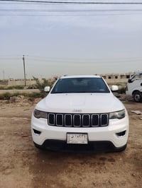 للبيع جيب ٢٠١٧ صور حادثها موجودة بلمنشور سعر مناسب ١٦٨ وبيها مجال للشر...