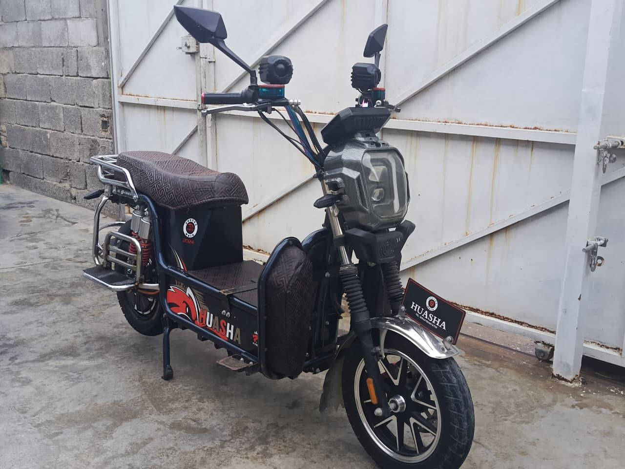 للبيع دراجه شحن نوع هيوشه
موديل 2024مشدود بال 2025

ماطور كامل من كلشي 

بطاريات قبل شهر نشدت 

تخم تايرات مشدود جديد 

بريكات مبدل فحمات جديده ودهن 

كهربائيات على وضع الشركه 

ماطور كامل مكمل من كلشي متحط علي شي

تفاصيل اكثر خاص


**إذا كنت صاحب هذا الإعلان وتريد حذفه لأي سبب، رجاءا أرسل رسالة إلى الدعم الفني**