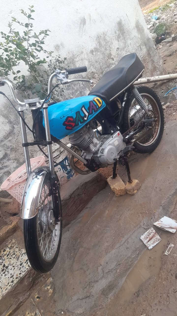 سلام عليكم دراجه ربعه كير كلك البيع سعر 250وبيها مجال مكان النجف كوفه مديل 2021رقم ***********
