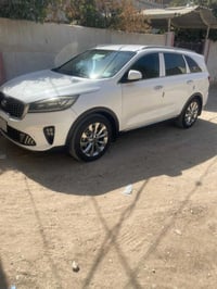 سورنتو ٢٠١٩ • ٦ سلندر • ٧ راكب