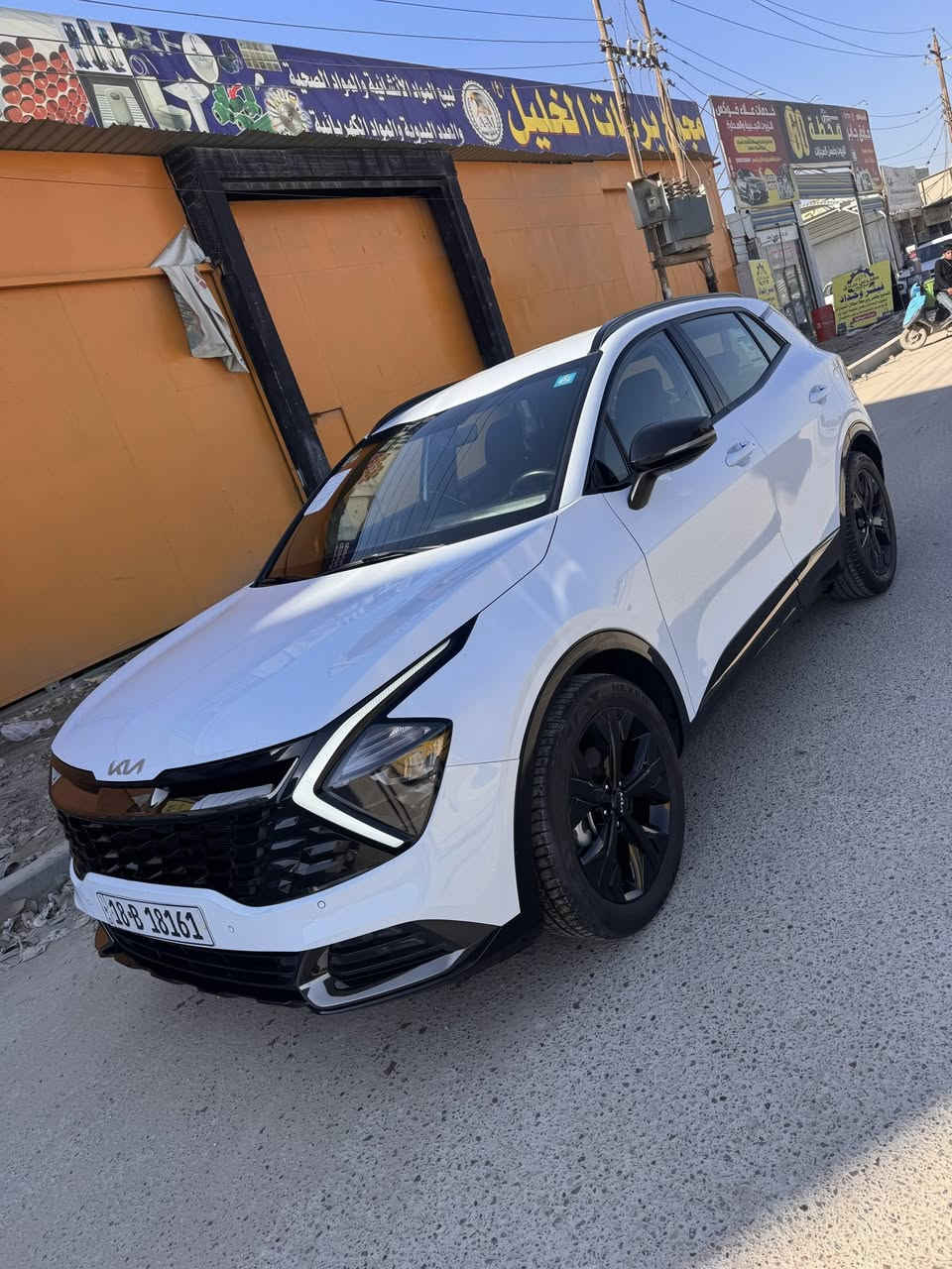 السلام عليكم 
سبورتج 25 (بلاك ادشن ) 
فول مواصفات قماره حديد 
ضمان الدوليه 
داخل زيتوني 
ماشيه 30 مكفول كفاله عامه 
السعر 233 وبيه مجال 
رقم بابل بسمي
مكاني بابل حي نادر 
***********
