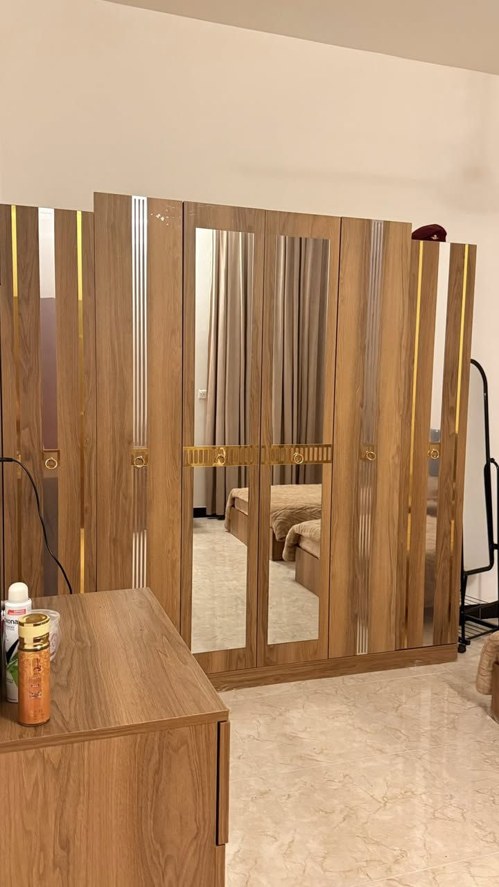 السلام عليكم غرفة نوم نفرين تركي جديدة مع ملحقاتها كاملة الدواشك وفراشهة السعر600


**إذا كنت صاحب هذا الإعلان وتريد حذفه لأي سبب، رجاءا أرسل رسالة إلى الدعم الفني**