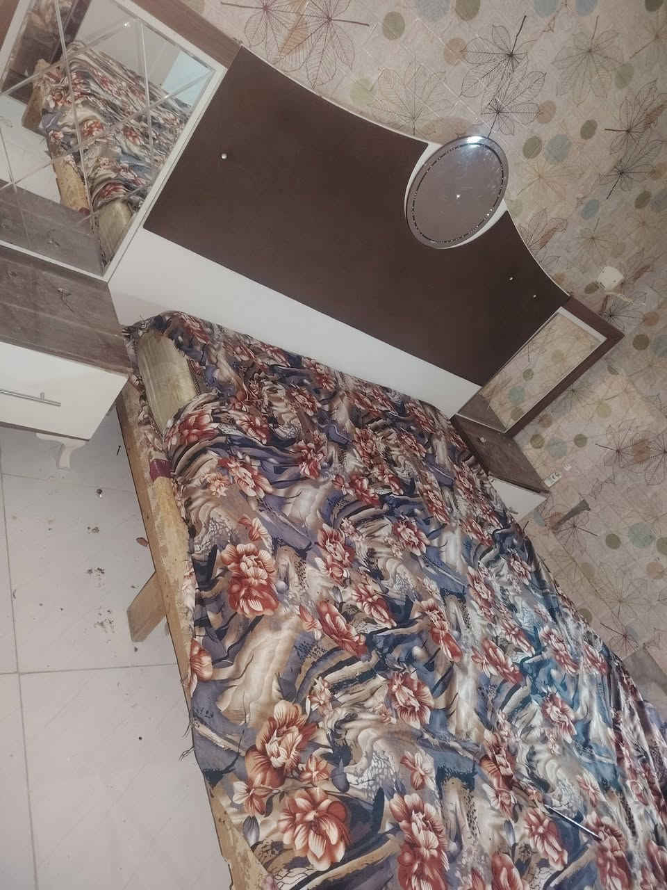 غرفه هيه ودوشك للبيع 200 رايديهه


**إذا كنت صاحب هذا الإعلان وتريد حذفه لأي سبب، رجاءا أرسل رسالة إلى الدعم الفني**