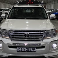 تويوتا لاندكروزر 2014 فئة VXR فول 1/1 ماشية 190 الف كيلو حقيقي كلش جدي...