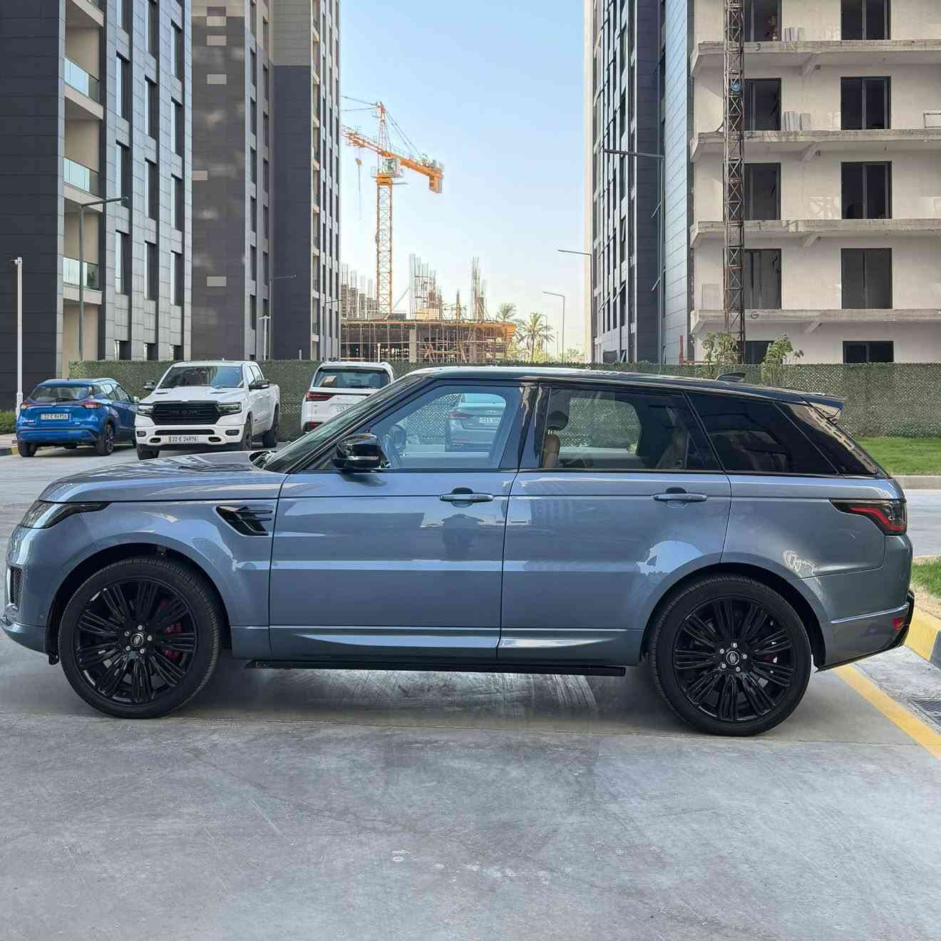 RANGE ROVER     SPORT
2018

لون مميز جداً 

فول موصفات 1/1 

بانوراما 

بصمه ابواب 

دوسات كهرباء 

جكات 3 وضعيات 

داخل عسلي اصلي

كشنات تدفئه تبريد 

ردارات 360 درجه 

لد داخلي 15 لون متغير 

كامرات عدد 5 

حساسات 360 درجه 

سستم سماعات ميرديان
صندوق كهرباء 

كيج إلكتروني متغير 

فور ويل 

نظام سبورت + ايكو + جبلي 

ماشيه 68mi

محرك 8سلندر سوبر جارج

كير محرك صدر كفاله عامه تخم تاير جديد ✅

صفر مسج السياره سيرفس كله بالوكاله سردار 

كليت تايتل 

السعر 378ورقه

رقم التلفون ***********

الموقع بغداد السيديه
