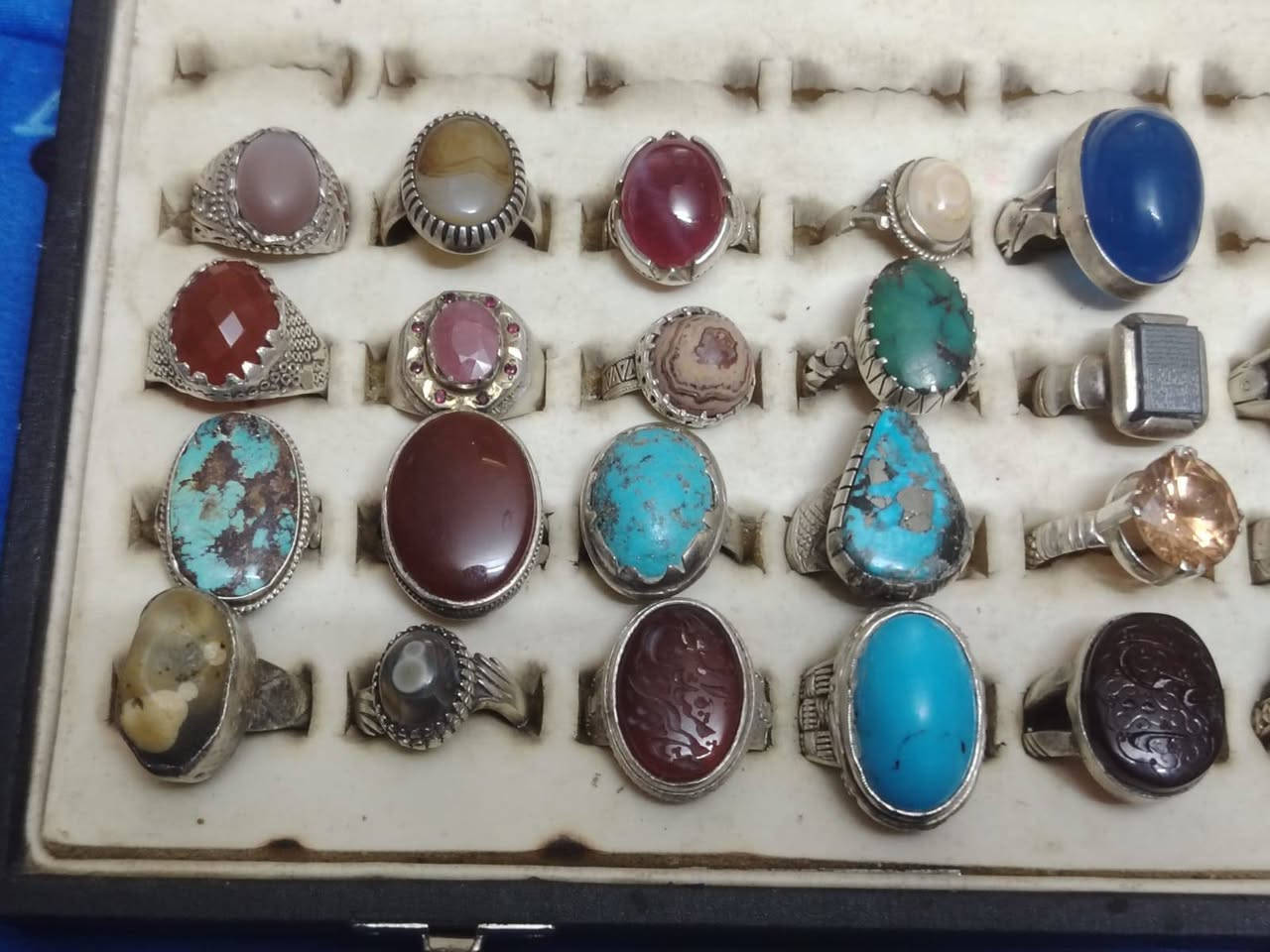 ٢٦ محبس فضه سياقه ثكال ابيع شلع حط السعر وتعال  توصيل ماعندي عنواني بغداد حي طارق


**إذا كنت صاحب هذا الإعلان وتريد حذفه لأي سبب، رجاءا أرسل رسالة إلى الدعم الفني**