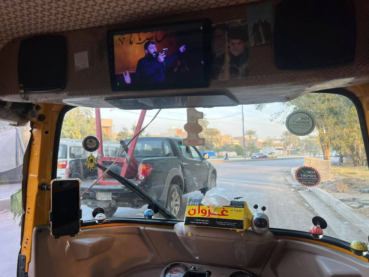 السلام عليكم
تكتك للبيع رقم او سنوية 
بسمي تحويل ثاني يوم رقم كهرباءث
بيهة صفحة أو لغد تخم تاير تخم قمجيات 
تجفيت جديد دوشمة كاملة كبل للشارع
***********
