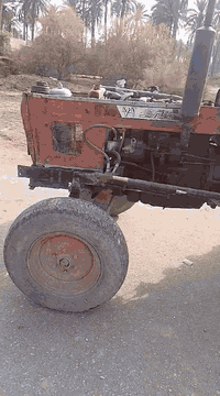 مكينه عنتر للبيع بدون وراهه فدرن أو معدلان ***********
