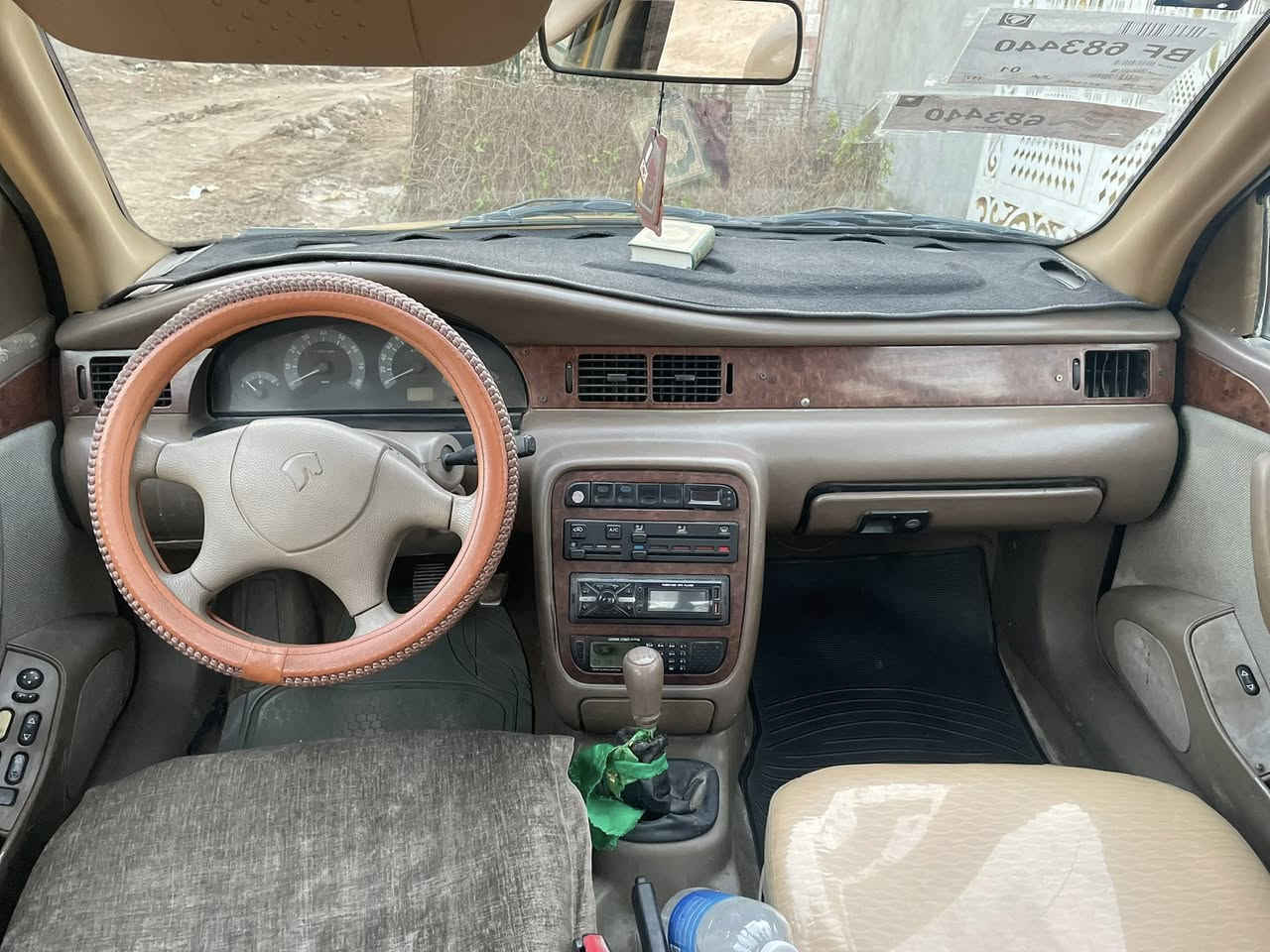 السلام عليكم سمند للبيع موديل 2011
مكفولة من ضربة وتبديل وصبغ وخياس 
كير و محرك مكفولات من تنقيص وتبخير 
كهربائيات كلها شغالة 
ميكانيك مكفول 
صدر امامي خلفي 
مشط ستيرن جديد 
كلج جديد 
رقم بغداد انكليزي باسمي 
سنوية لل 29
مصفرة هيئة وغرامة 
دوسات بلاد 
هلالات بلاد 
شواصي بلاد 
تبريد ثلج و السويج 
السيارة مابيها نقص برغي واحد 
السعر اتصل على الرقم 
***********
مكاني بسماية ناحية الوحدة 
التفاصيل كلها مكتوبة كدامك 
اتصل على السعر فقط
