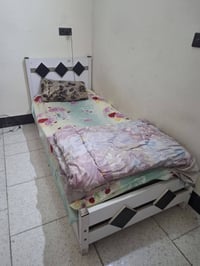 جربايه نفر • بيضاء تركي • خشبي