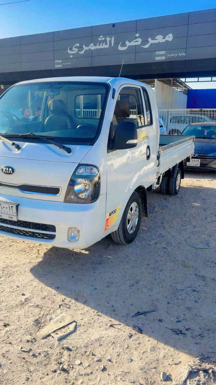 السلام عليكم كيا بنكو موديل 2018
كفالة عامة 

محرك 2700مكفول من تبخير وتنقيص

تبريد جديد

حدادية كفالة

بيها بارد قليل  فوك المازدة اليمنة فقط

السعر 118$ وبيها مجال

واسط العزيزية

***********
