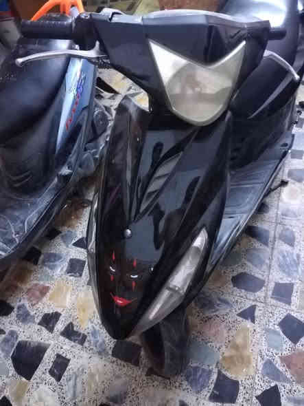 السلام عليكم
ماكس مضلع لبيع كلها شغاله ماعده الكيج كيلو متر 
ما يشتغل 
الباقي كله شغال لايت عالي ناصي
اشاير 
سكن 
ملاحضه القايش مكطوع وماعدي وقت اسويه ابيعها عله هل حطه 
سعرها 400وبيها مجال لطيبين 
رقم الهاتف ***********
