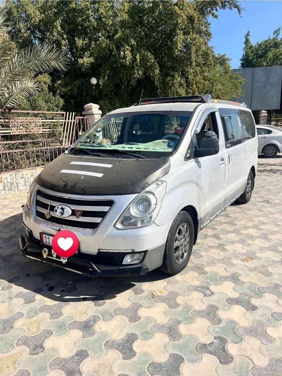 يالله سلام عليكم ٢٠٠٩رقم بغداد بسمي سياره حلوه بيه صبغ بابين وجاملغ اثر جراد محرك وكير خير من الله تبريد منضومه مي كامله تخم تاير صدر 80”بل100 
داخل حلو بس يرادله 
شاشه كأمره 
سياره جاهزه للشغل 
مامشتغله 
غير شهر واحد عل خطوط 
مو متعبه 
سعر 125بيه مجال ***********
يوجد واتساب
