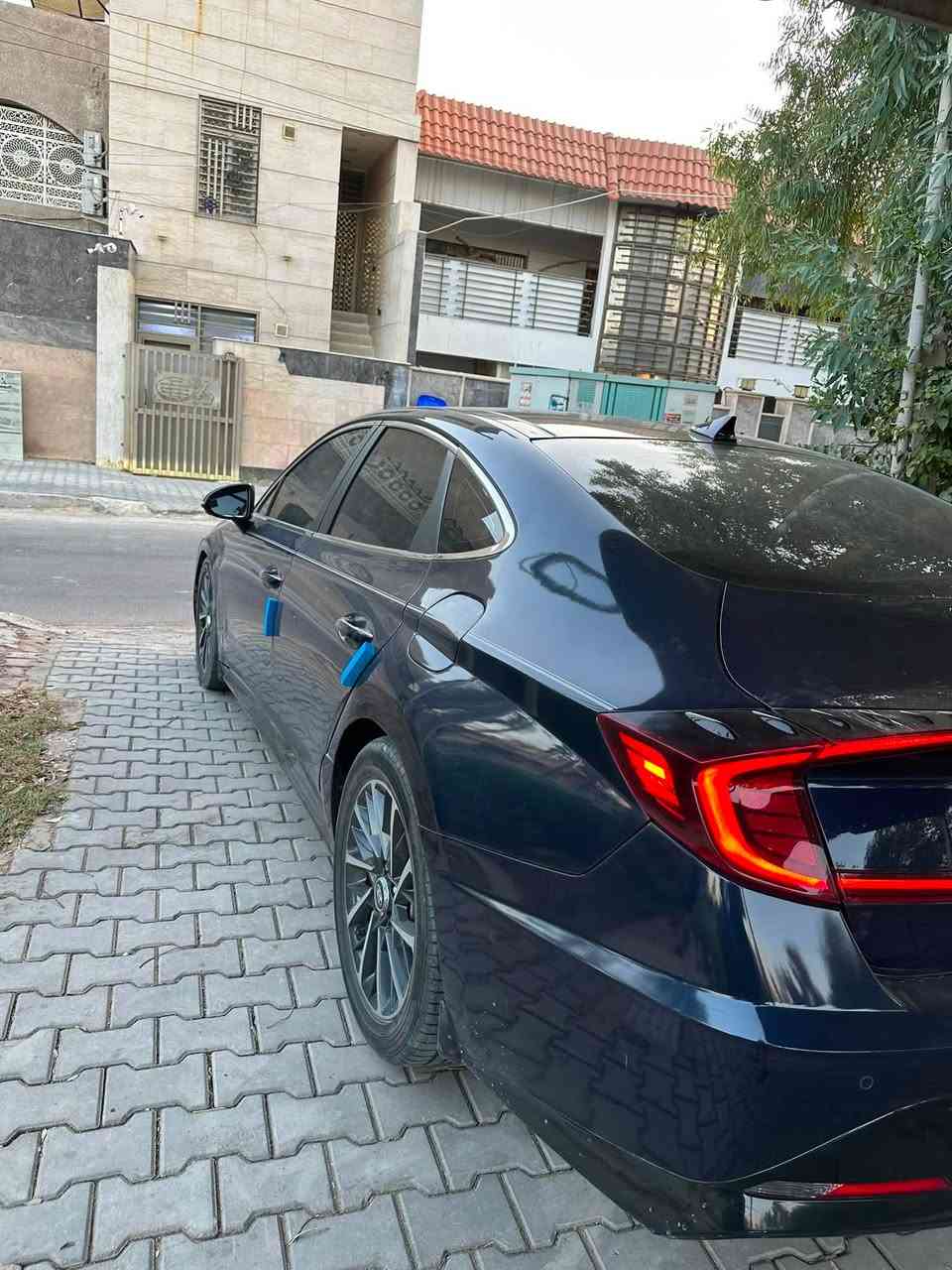 السلام عليكم سوناتا 2022 لمتد اعلى فئة بالمواصفات رقم اربيل باسمي
1.بنورام

2.بصمة وبصمة ابواب 

3.تشغيل عن بعد 

4.تقديم وترجيع بالبصمة

5.رادارات امامي خلفي جانبي 

6.كاميرات 360 درجة

7.داتا شو 

8.تبريد كشنات

9.تدفئة كشنات

10.تدفئة ستيرن

11.شاشة عدادات ديجيتال

12.شاشه كبيرة تعمل بنظام ( ابل كار بلي واندرويد اوتو )

13.دبل جام (لتعزيز العزل) 

14.مكينة 1600 تيربو 🚀

15.لدات امامي خلفي 

16.كشنات جلد 

17.حساسات خلفيه

18.مازدات لدات عدد 4 ليزريه

19.فتح صندوق ذكي 

20.بصمة ابواب لمس 

21.تحديد مسار 

22.قيادة ذاتيه

23.اوتو بارك

24.سستم صوت سماعات عدد 12 سماعه 

25.دمامات صوت من شركة BOSS الالمانية

26.انضمة قيادة عدد 4 ( سمارت/ سبورت / كوستم / سمارت )

27.لد داخي متغير ب 360 لون 

28.خزن كشنات

29.نظام ترحيب

30.اريل نفكيتر

31.تبريد منفصل المناخ 

32.نظام تبريد اوتو ( عند الاتصال ينخفض مستوى التبريد لعزل الضوضاء )

33.لايتات امامية اوتو عند تشغيل العالي والناصي وعند التشغيل والاطفاء

34.ماسحات اوتو عند المطر 

35.كروس سرعة 

36.توقف ذاتي عند الاقتراب من الخطر ( مانع تصادم )

37. كير 8 نمر DCT 

38.شفتات ستيرن 

39.ويل 18 انج

40.قياس ضغط الاطار 

41.شحن لاسلكي

42.جام الاماميات اوتو 

***********

السيارة بجم كبس حادثهه باب و جاملغ خلف السائق بدون دواخلي بدون شواصي بدون لغود صورة الحادث بالمنشور ورقم الشاصي موجود بالمنشور سيارة 

 السعر 

163 $
