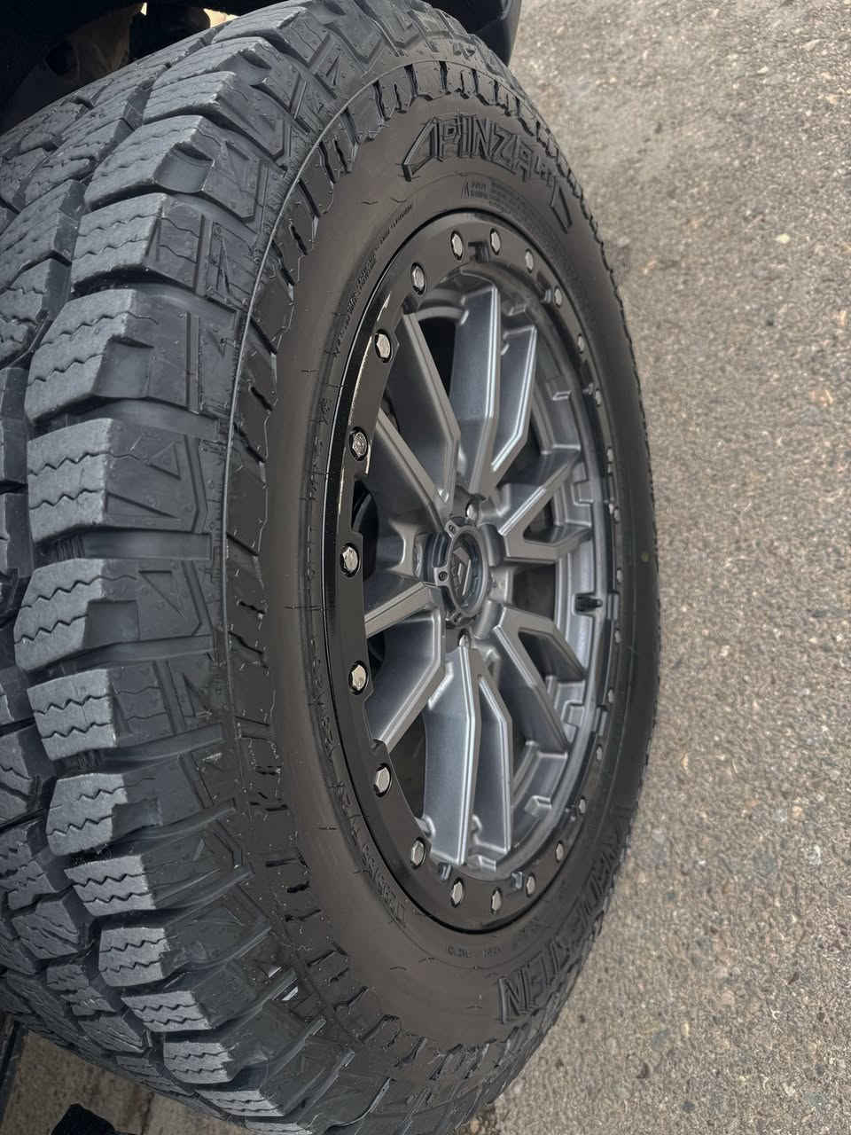 السلام عليكم من رخصة الادمن المحترم والاعضاء الكرام
سلفرادو 2024 مواصفات Z71  اصل السياره بمعنى الكلمة جديدة جدا جدا ماشيه فقط ((( 18 ))) الف يعني اخت الصفر  محرك 5300 ال 8 سلندر المرغوب طبعا فور ويل 4X4 

دشبول تاهو 

باب طويل بودي قصير المرغوب 

سياره مميزة جدا جدا 

موقع اربيل  رقم هزه فحص كله جديد مباشرة تحويل .. 

بجم كبس برغي ممفتوح ضرره جانبي 

قطعتين وشويه صبغ فقطططط

تفاصيل …

لون ازرق بحري مميز جدا جدا  

شاشات الكتروني كير طرح المرغوب

كير بالستيرن ايضا رياضي  

كشن كهرباء 

كامرات عدد 5  دواره 

شاشات الكتروني كثير من الاوبشنات 

كشنات تدفئة وتبريد وستيرن تدفئة 

رادار امامي 

نقاط عمياء جوانب

شاحن واير ليس 

شغال عن بعد بصمات ابواب وتشغيل 

مرفعة امامي ترفيع ٢ ونص انج 

الاضافات ..

دوسات بلاد .. قبغ بودي  .. ويل كب وتاير جبلي ٢٠ امريكي اصل مميز جدا جدا 

ويل مميز ايضا 

صبغ فقط جاملغ خلفي باب بدون شاصي كفالة عامة باقي السياره

ايرباك فقط برده 

السياره من كل النواحي جديدة جدا من التفاصيل 

يعني جاهزه ماتحتاج اي مصاريف 

صور امريكا مرفقة بالمنشور فقط هذه ضرره واضح بجم كبس كلبس مامفتوح بيها 

السعر … 368   ورقه مجال بسيط جدا للشراي واتشرف بالجميع 

مكان اربيل متوفر واتساب عل نفس الرقم فديو كامل التفاصيل 

***********
