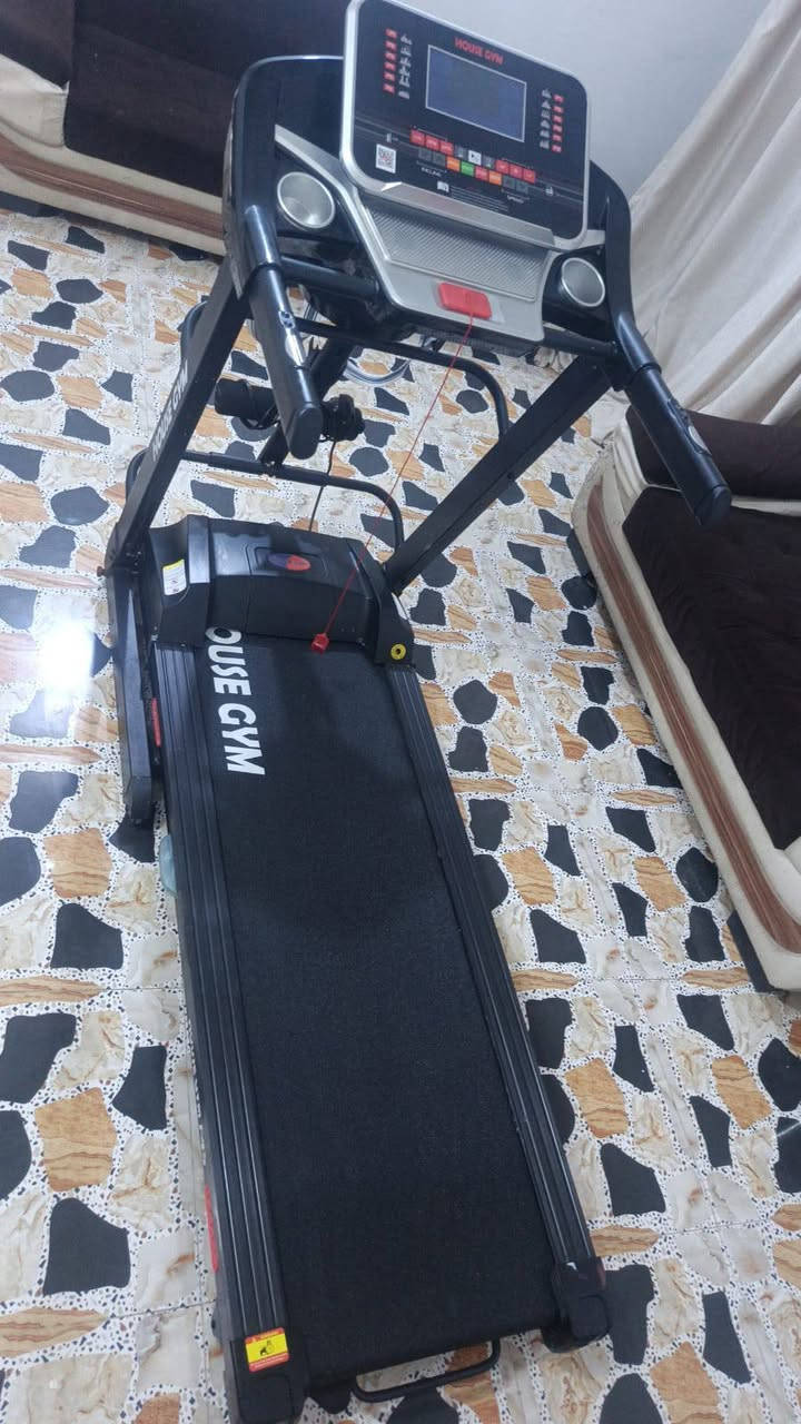 جهاز جري ماركه house gym جبلي 12 درجه وسرعه 16 + جهاز رج لحرق الدهون سعر 200 وبي مجال بسيط  المكان التاجي
***********
