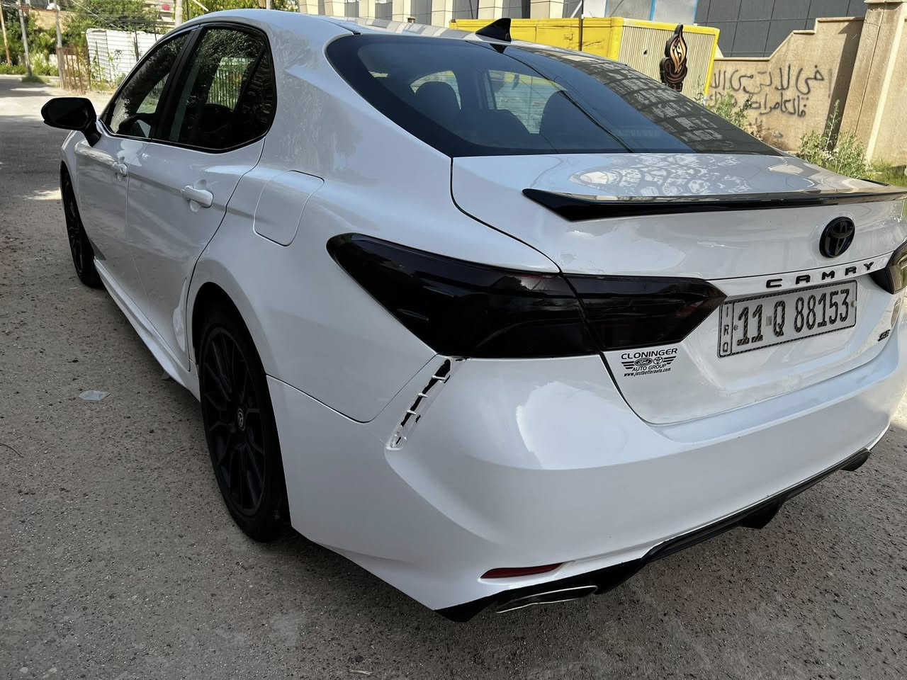كامري موديل 2023 هايبرد وارد امريكي حادثهه جاملغ وبنيد جهة اليمين وجاملغ خلفي جهة السايق ايرباكات كلهه سليمة صور الحادث مرفقة مواصفات SE NIGHTSHADE تجي بيهه تطعيمات باللون الاسود 
بصمة كشنات جلد كشن السايق كهرباء رادار امامي وخلفي ونقطة عمياء 
تحديد مسار قيادة ذاتية كروز سرعة شفتات بالاستيرن
رقم بغداد الجديد
السعر 175 ورقة 
مكان السيارة بغداد الكرخ
للاستفسار 
***********
