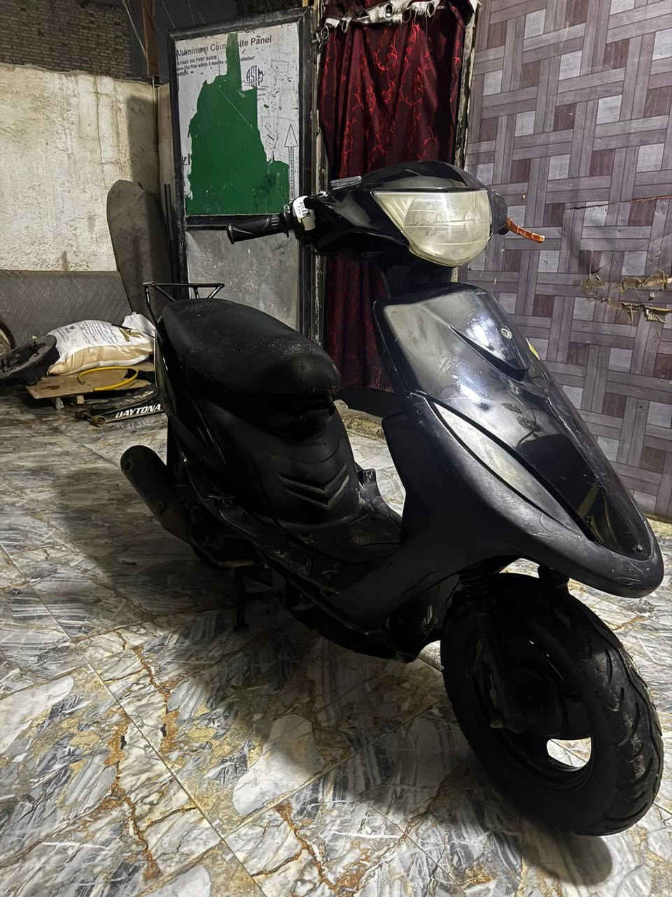 السلام عليكم دراجه للبيع ماكس عدله مكينه ناعمه مفتوحه 55 دراجه جاهزه ما عاوزه شيء سلف عوزه باتري كفرات كامله سعر 450 وبيها مجال للشراي مكان ناصريه مركز رقم الهاتف ***********
