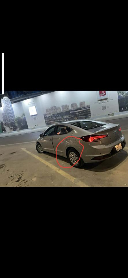 سلام عليكم ألنترا  2020 خليييجيه للبيييع السياره مكفوله ماعده تبديل دعاميه خلفيه نفس اللون بدون صبغ وبيها طخة بلهلال الخلفي وره الصدر  مكينه كير صدر كله جديد  السياره ماشيه  108 ألف كيلو     
السعر  140 ورقه  
مكانها بغداد الغزاليه 
***********
