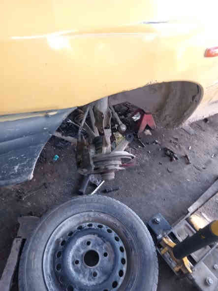 السلام عليكم ادمن ررحمه الوالديك وافق 
السلام عليكم 
جانب من عمل اليوم ورشة الريان حدادة صدر للسيارات بسعار مناسبه جماعه الدخل المحدود اتصل على الرقم بي واتساب *********** العنوان الزعفرانية شارع سعيدة قرب أسواق كرم الباري
