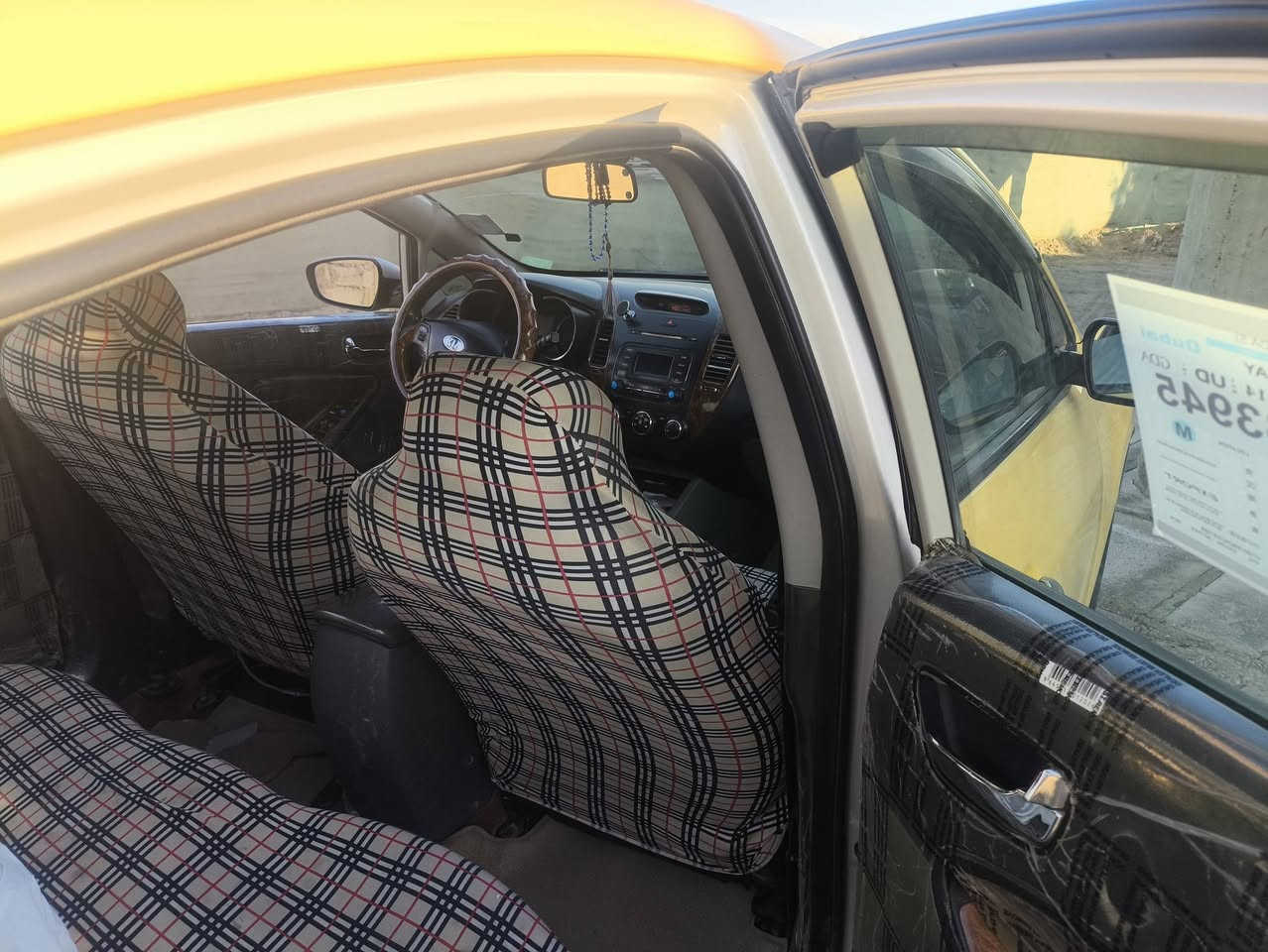 فورتي ٢٠١٥ بغداد بسمي بنيد مبدل فقط وجاملغ معدل ١٠٥ قفل بيع او مراوس عاليه او جارجر حسب القناعه
جاهزه مكينه وكير وحداديه وتايرات وباتري ادامه كامله عليه. 
مكاني الحله /الكفل ***********
 بيه منظومه غاز نوع ميم كاز شغاله ومسويله ادامه
خطه حله نجف 
تبريد شغال وخير من الله (بدلت كمبريسر وفريز وراديتر ) كله جديد وكاله من عشتار  
مواصفات السياره العاديه او نص فول 
ماشيه ٢٣٧ الف وقابل للزياده
مكينه مبدل بيه كازكيت فقط لأن حمت عندي وبدلته وشغل درجه اولى وعليه ضمان ... وصار سنتين من بدلته 
فيت بم وبلكات وتايرات وباتري جدد  والنوزلات كله عليه ادامه وممتاز ..
الحداديه فقط بالمشط الستيرن طكطه خفيفه كلش  بالطسات فقط فقط فقط والباقي مشتغله جديد وناعمه ...
نواقصه... كشافات الاماميه والدعاميه مو تمام ... ودحجه بالجاملغ الخلفي ما معدله .
