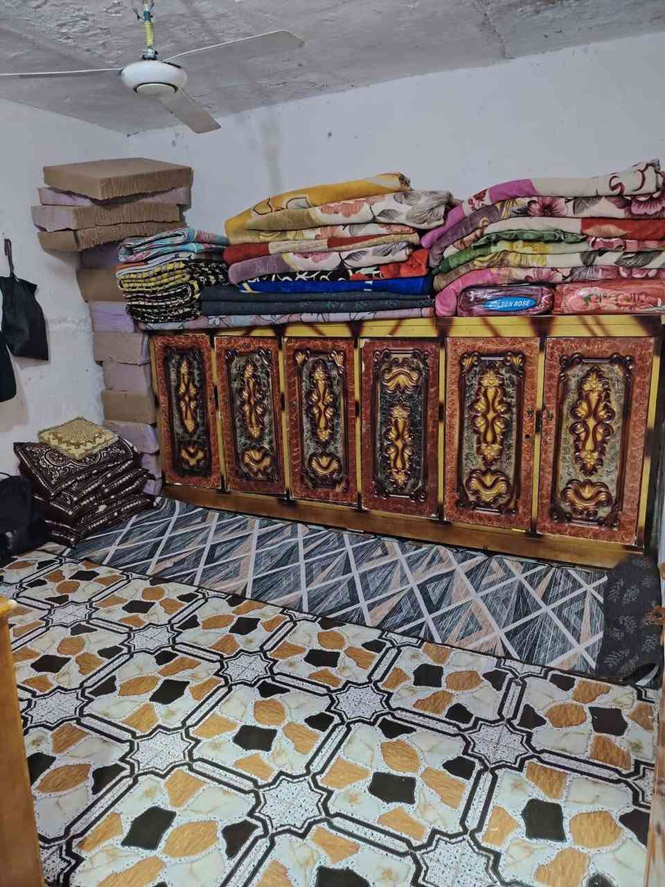 دار للبیع رقم للبیع سید جبار قرب حسينية الشیخ حازم مساحه 180 الاستفسار ***********
