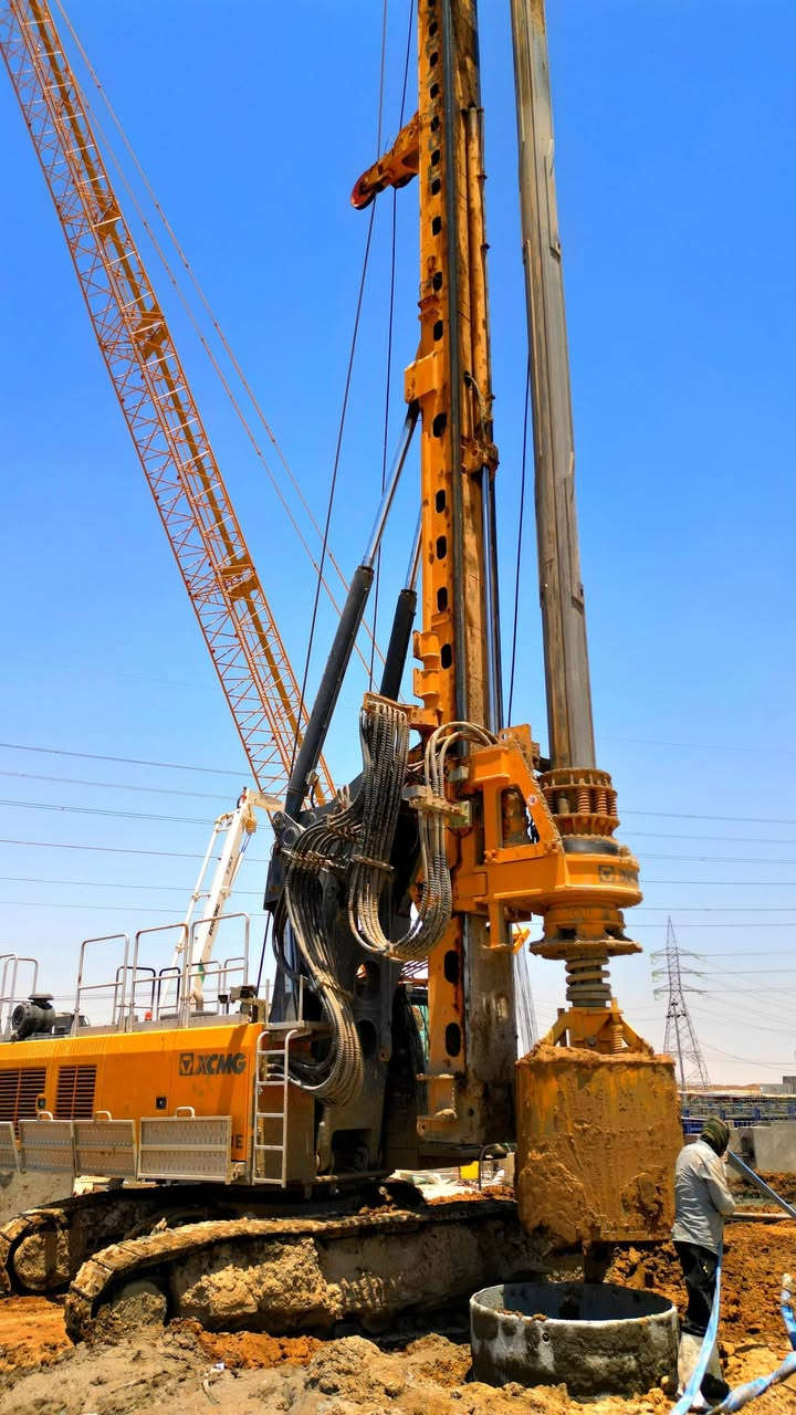 *كوادر النرجس*
استمرار أعمال حفر وتسليح وصب الركائز الخرسانية(Bored piles) 
لجسر القناة الاروائية ضمن اعمال مشروع الطريق الرابط بين طريق الشلامجة الدولي والطريق الحولي
في قضاء شط العرب


**إذا كنت صاحب هذا الإعلان وتريد حذفه لأي سبب، رجاءا أرسل رسالة إلى الدعم الفني**