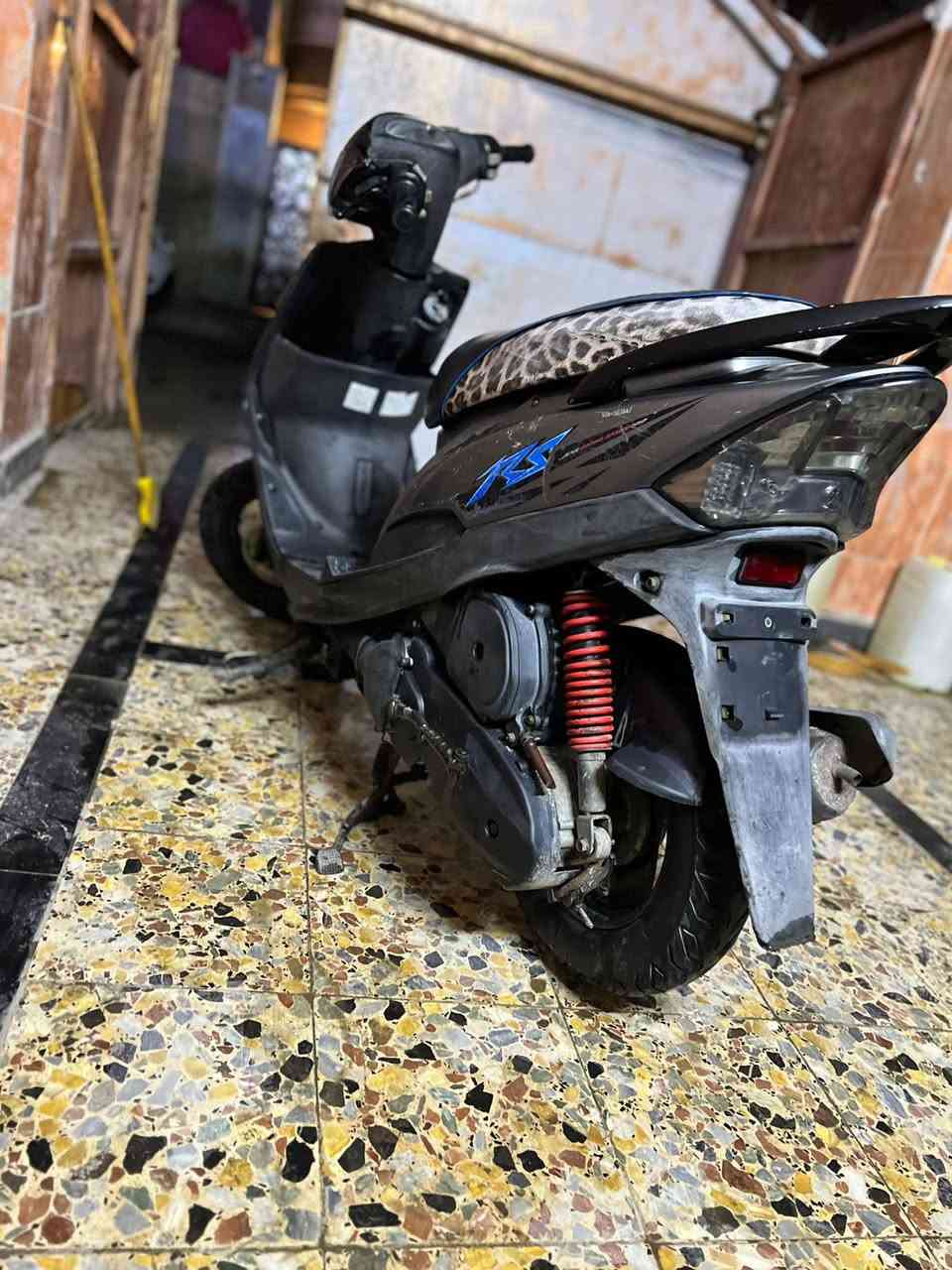 سلام عليكم شباب ماكس عدله للبيع دراجه كفاله كفاله عامه ختم واحد دراجه صارله اسبوعين من نازله مكينه ابلاد عل وضع الشركه سلف ابلادي كابريتر ابلادي دراجه مال جناي فول الفول ابكل وقت نكره دراجه كفاله او ختم واحد سعره950او بيه مجال حك الجيه *********** مكاني بغداد الامين الثانيه
