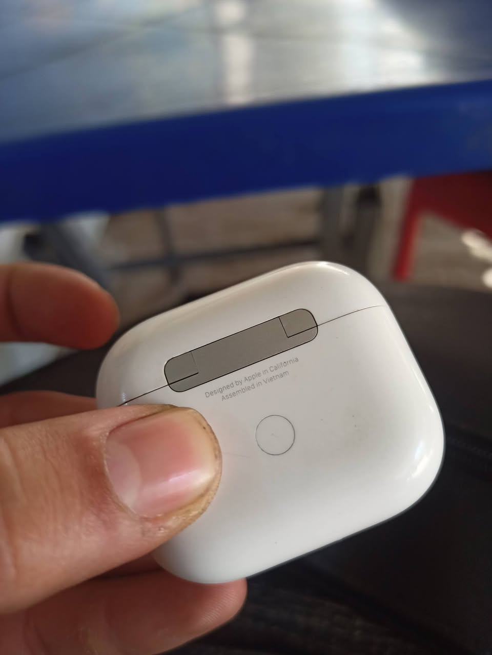 السعر 160 الف
مكاني بغداد كرادة 
عندي توصيل ... واذا مو اصلية ترجع  

تدعم خاصية ال special audio 
و apple find my 
مقاومة للماء والتعرق 

تاخذها وتفحصها اذا مو اصلية اني انطيك فلوس

واتساب 
***********
