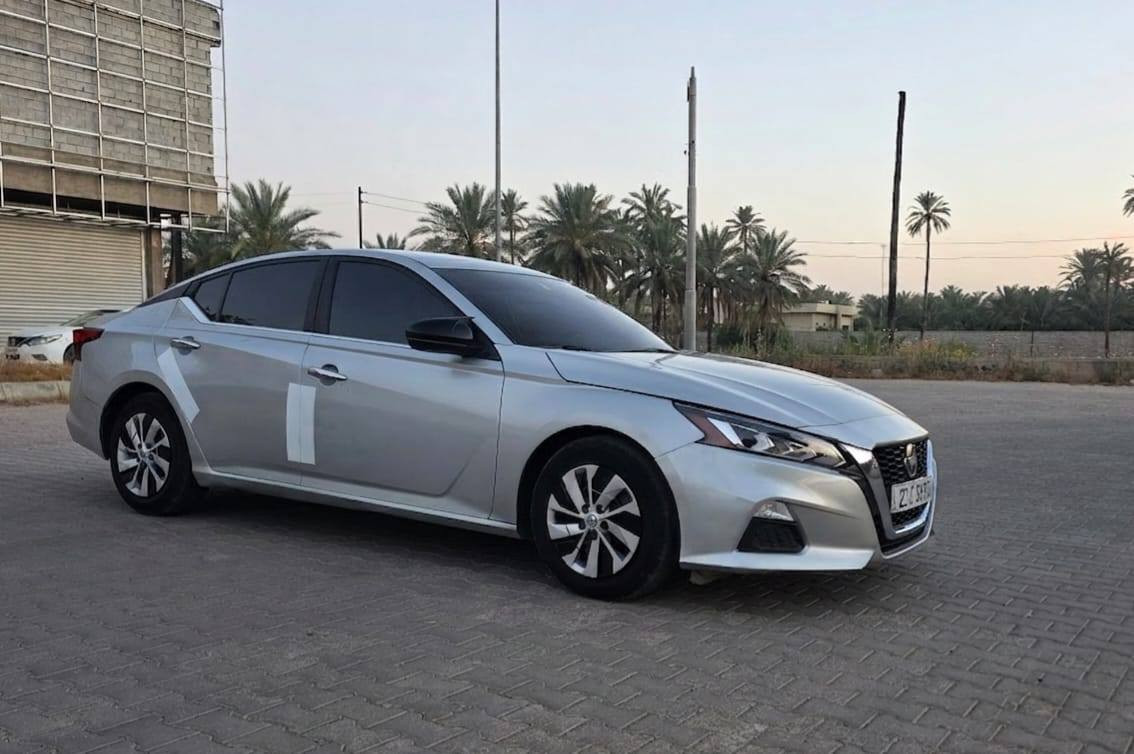 للبيع التيما SV 
موديل 2022 
سعر 128
الون سلفر 
تحكم ستيرن 
تثبيت سرعه 
ماشيه 52 
رادار 360 درجة 
حجر بلادي 
كاميرا خلفي 
تبريد ثلج 
كير مكينه بشرط 
حداديه جديد 
تايرات جديد 
بصمه تشغيل 
بصمة ابواب +صندوق 
بجم كبس بدون ايرباك
حادث السياره 3قطع صبغ
مكان السياره ديالى خانقين
***********
***********واتساب خناقين, ديالى
