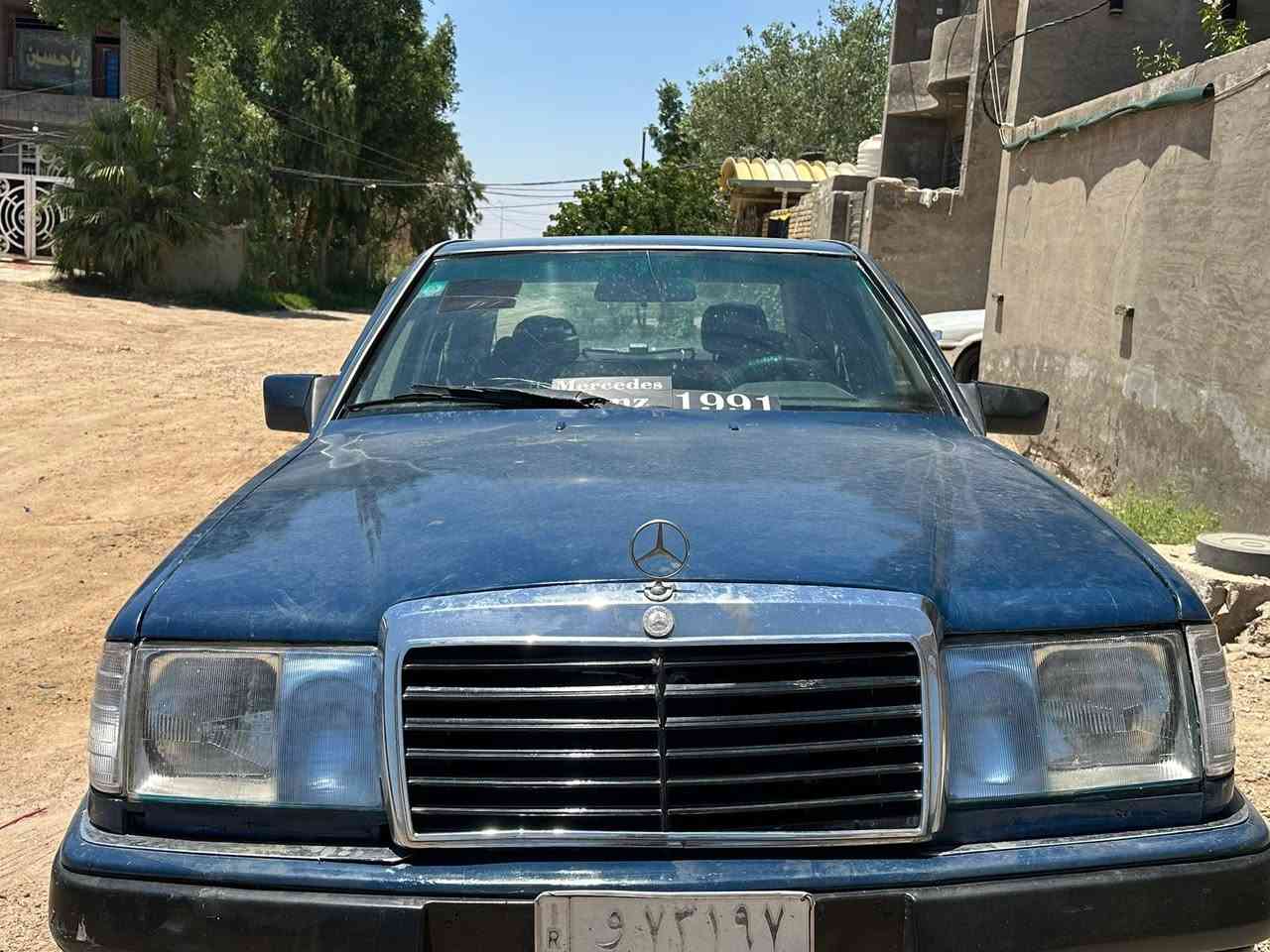 السلام عليكم مارسيدس دب موديل 1986 محدثة موديل 1990كير ومكينة بطة 2500 تبريد شغال تايرات نظيفة السيارة مصبوغة عام يحتاج الها بوليش فقط رقمها بغداد الماني راعيها بغداد يريد تحويل مكان السيارة واسط كوت الخاجية سعر السيارة 45 للإستفسار الاتصال ***********
