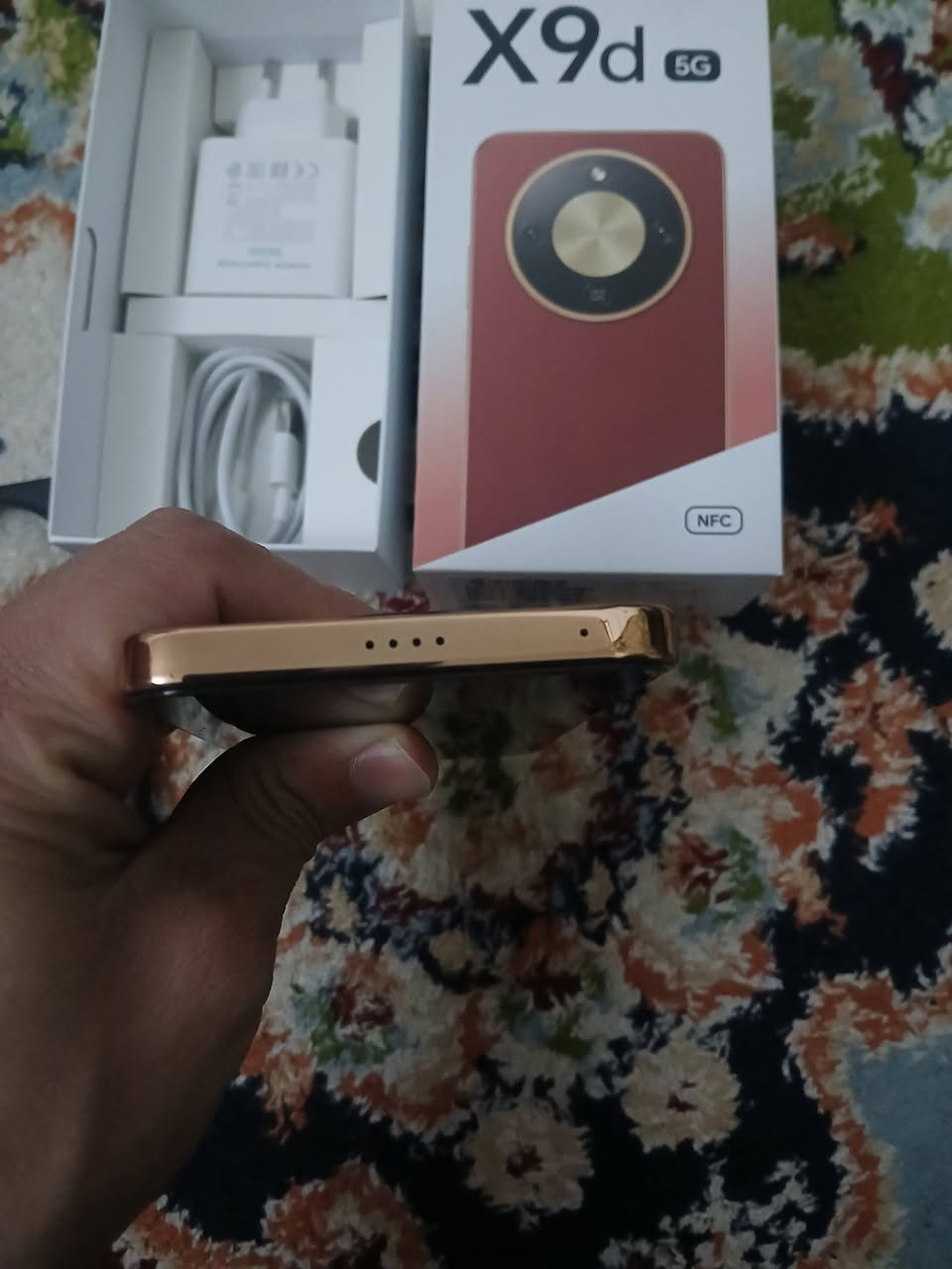 للبيع هونر X9D ذاكرة 256 والعشوائية 12+12مستخدم شي قليل بعده جديد حتى سيم كارت ماحاط بي السعر 375 وبي مجال


**إذا كنت صاحب هذا الإعلان وتريد حذفه لأي سبب، رجاءا أرسل رسالة إلى الدعم الفني**