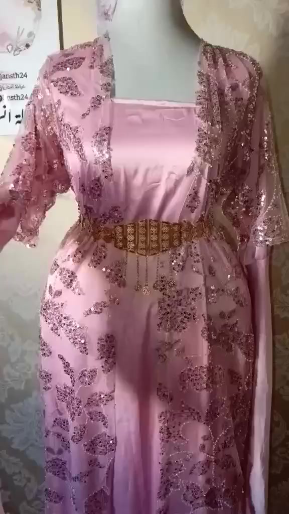 زي كردي للبيع غير مستخدم 

سعر ٣٠ مع حزام 

متوفر توصيل 🚕


**إذا كنت صاحب هذا الإعلان وتريد حذفه لأي سبب، رجاءا أرسل رسالة إلى الدعم الفني**