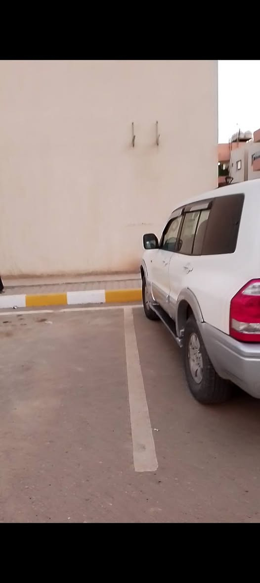 باجيرو موديل 5 جديده بمعنى الكلمه وبلاديه مكفوله كفاله عامه من الحادث والصبغ 
دواخل جديده جدا كراسي كهرباء مري جانبيه شفط كامره شاشه كبيره مثبت سرعة نظام سنتر لوك 
محرك كير ظفيره قاعدة فيوزات راديترات تانكي بانزين وعبوه كله جديد شاهدن مال حاويه 
حداديه امامي خلفي جديده واصليه 
تخم تاير جديد باتري جديد تبريد 3قطع ثلج 
تسجل بغداد مكمل معامله حذف وستحذاف السياره قرار 100
سعره 85 بيه مجال 
مراوس تصير بيك اب نيسان جديده تكون من موديل 8 وفوك 
***********
