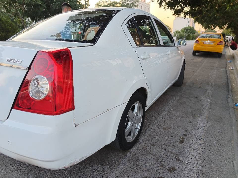 شيري a5 2009
رقم بغداد سنوية بأسمي تحويل وكالة حاظر 
كير محرك كورلا شرط 
تبريد ثلج 
اهم تاير باتري صدر كلة جديد سيارة جاهزة 
السعر 33
*********** الشراي يتصل كركوك, العراق
