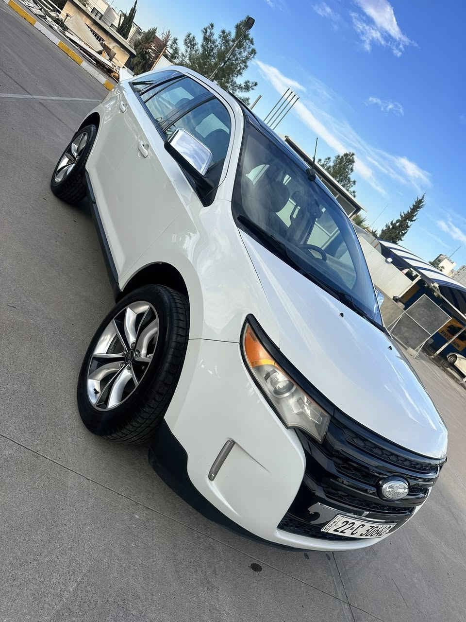 السلام عليكم
للبيع فورد ايدج 2013 فول مواصفات بانوراما شاشة سوني كشنات جلد وهيتر كامره وحساسات وباقي المواصفات معروفة السيارة كلش نظيفة بيها قطعتين صبغ بدون دواخل سعر السيارة 128 مكانها اربيل ***********
