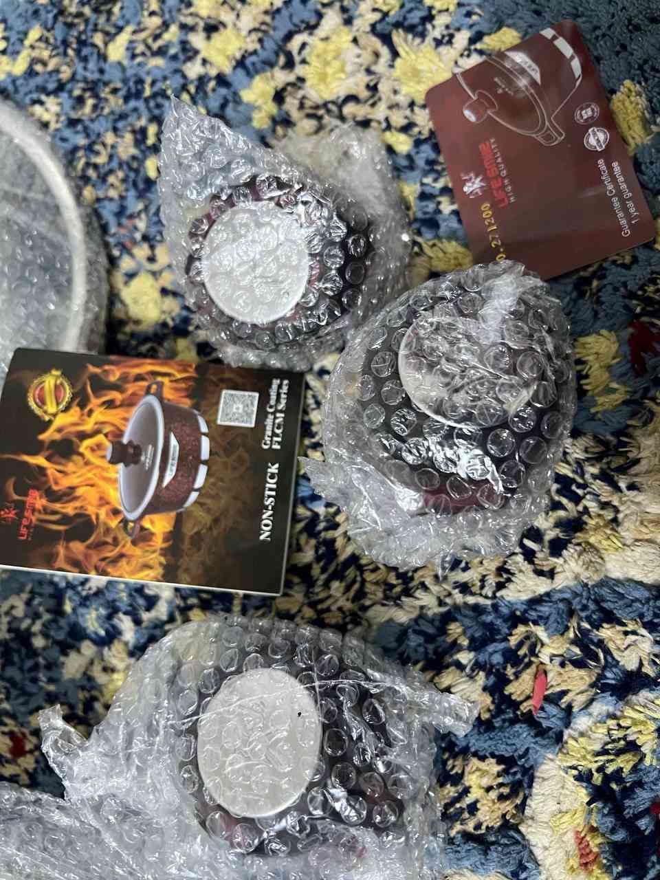 جدوره الاصليات لايف اسمايل مع كارت الضمان ممستعملات ابد فقط صورتهن قياس كبير 32عدد3يشتريهن يراسلني


**إذا كنت صاحب هذا الإعلان وتريد حذفه لأي سبب، رجاءا أرسل رسالة إلى الدعم الفني**