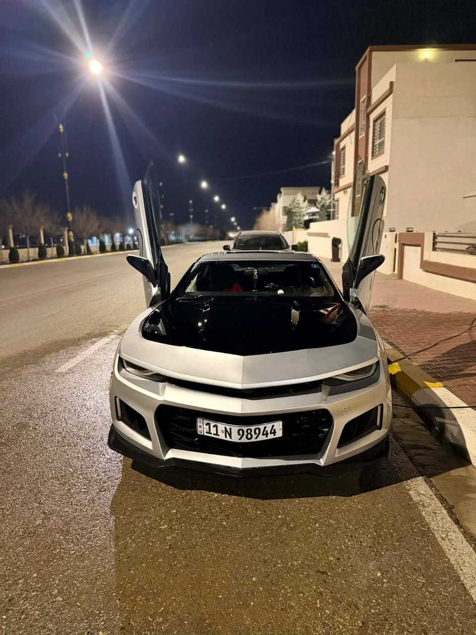 سلام عليكم للبيع كمارو 2013 فول مواصفات رقم بغداد سنويه وهزه جديد سياره خير من الله مكينه 3600 مكان السياره سليمانيه اتصال ع*********** ..*********** لسعر 88 بيه مجال حك لجيه
