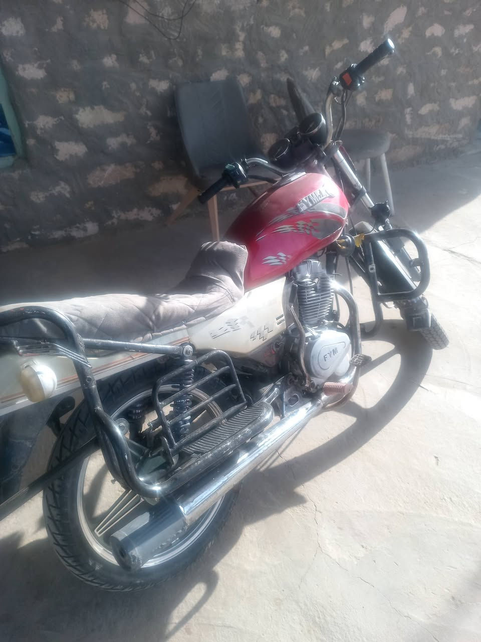 فيوم للبيع السعر 300 وبي مجال
غسل وادامه  دهن  جديد محرك ناعم 

الجزيرة البوعبيد الهاتف /***********/ ***********
