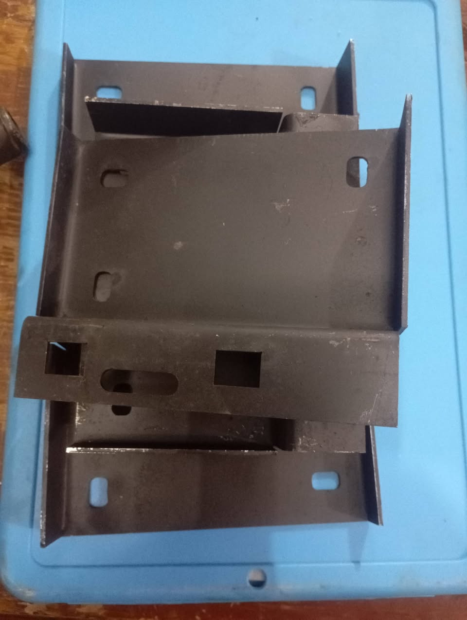 السلام عليكم العنوان كوت السفحه خلف ملعب السفحه يوجد خدمه توصيل كل المحافظات ***********
