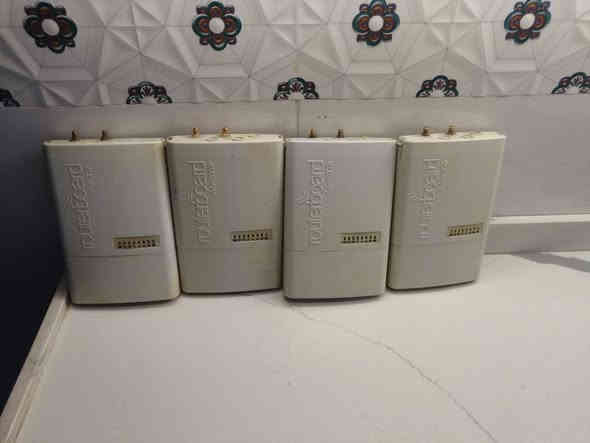 روكت XMعدد 10

روكت نضيف جدا XW

سكتر  زاويه 120  عدد 12 قطعه مع اسميات 

سكتر مع 912 عدد  

5g 912

6g 912

دش 30 زوج

انتي نويز 26

انتي نويز 23

Lgh60

ميموسا 24V مفتوحه بدون ايميل

دش 34 هايبر لنك UBNT

 راك   6 مع  ڤان سيار مع باج بنل

متوفر توصيل لكل محافظات العراق
***********

ضمان فحص وتشغيل

متوفر اتصال او وتساب
