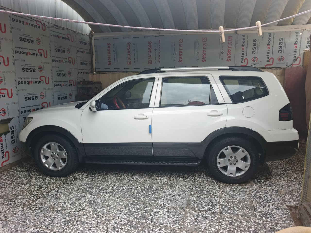 اللهم صلي على محمد وال محمد مهافي موديل 13  خليجي رقم بغداد
مواصفااات 

1._فتحه 2._اشاير بالمري 3._حساسات خلفي 4._شاشه 5._كامره دواره 6._تحكمات استيرن 7._جنطه شفط 8._تبريد 3 قطع 9._لايت زنون  10._ تو ويل  11._داخل بيجي سياره مئشر الك الي بيه شويه صبغ كارت او باب مبدل خليجي طبق الاصل بيه مكانين بارد بسيطات كلش احلى من صور امانت الله 

سياره خير من الله من ناحيت كلشي الحمدلله 

مكاني بابل الحله مركز مدينه سعر 140  بيه مجال 

 *********** رجائن الي يريد يشتري يجي واتساب او يتصل افضل
