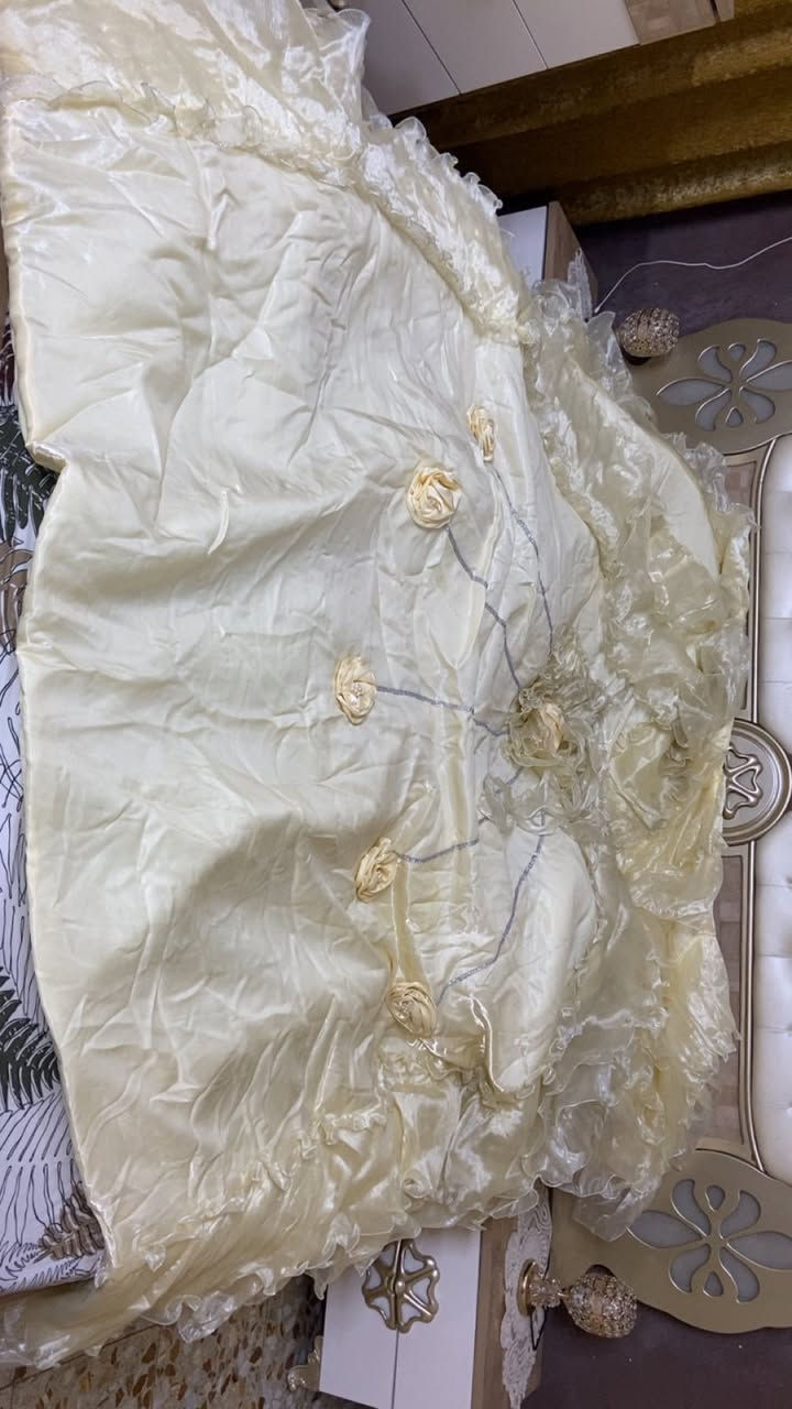 فرشة عرس للبيع نظيفه جداااا مفروشه مره


**إذا كنت صاحب هذا الإعلان وتريد حذفه لأي سبب، رجاءا أرسل رسالة إلى الدعم الفني**